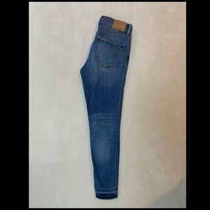 Denim Forum Nico Crop Skinny Jeans Size 27